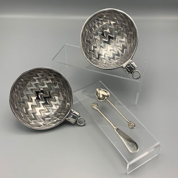 Two VTG Pewter Zig Zag Ornament Shaped Dip Bowls w/Heart Spoon & Knife Spreader - Picture 1 of 9